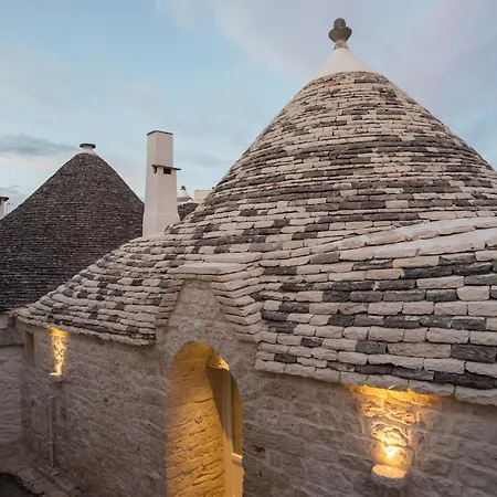 La Mandorla Luxury Trullo Bed & Breakfast Alberobello