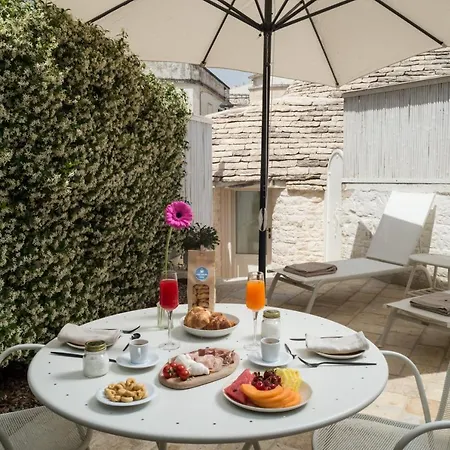 La Mandorla Luxury Trullo Frühstückspension 4*