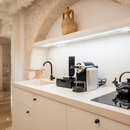 Bed & Breakfast La Mandorla Luxury Trullo 4*
