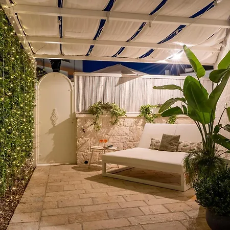 La Mandorla Luxury Trullo Frühstückspension Alberobello