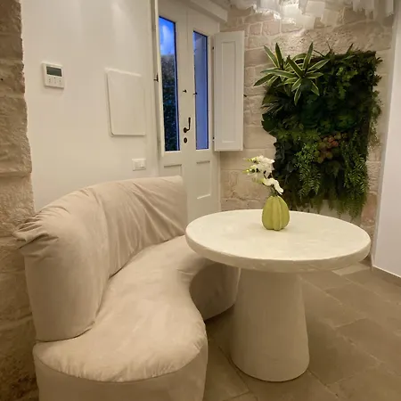La Mandorla Luxury Trullo Frühstückspension 4*